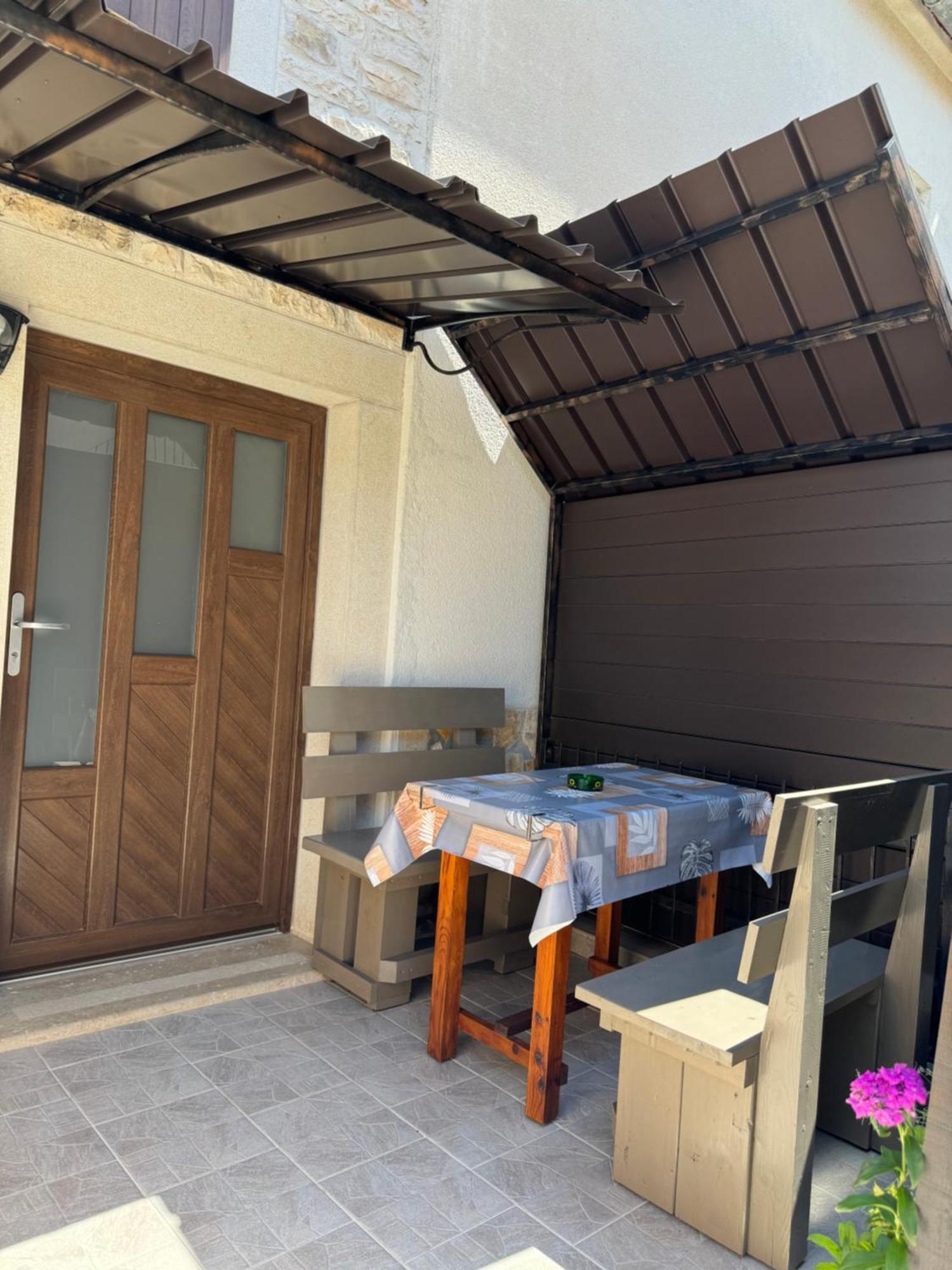 Apartman Ajhner Apartment Tar-Vabriga