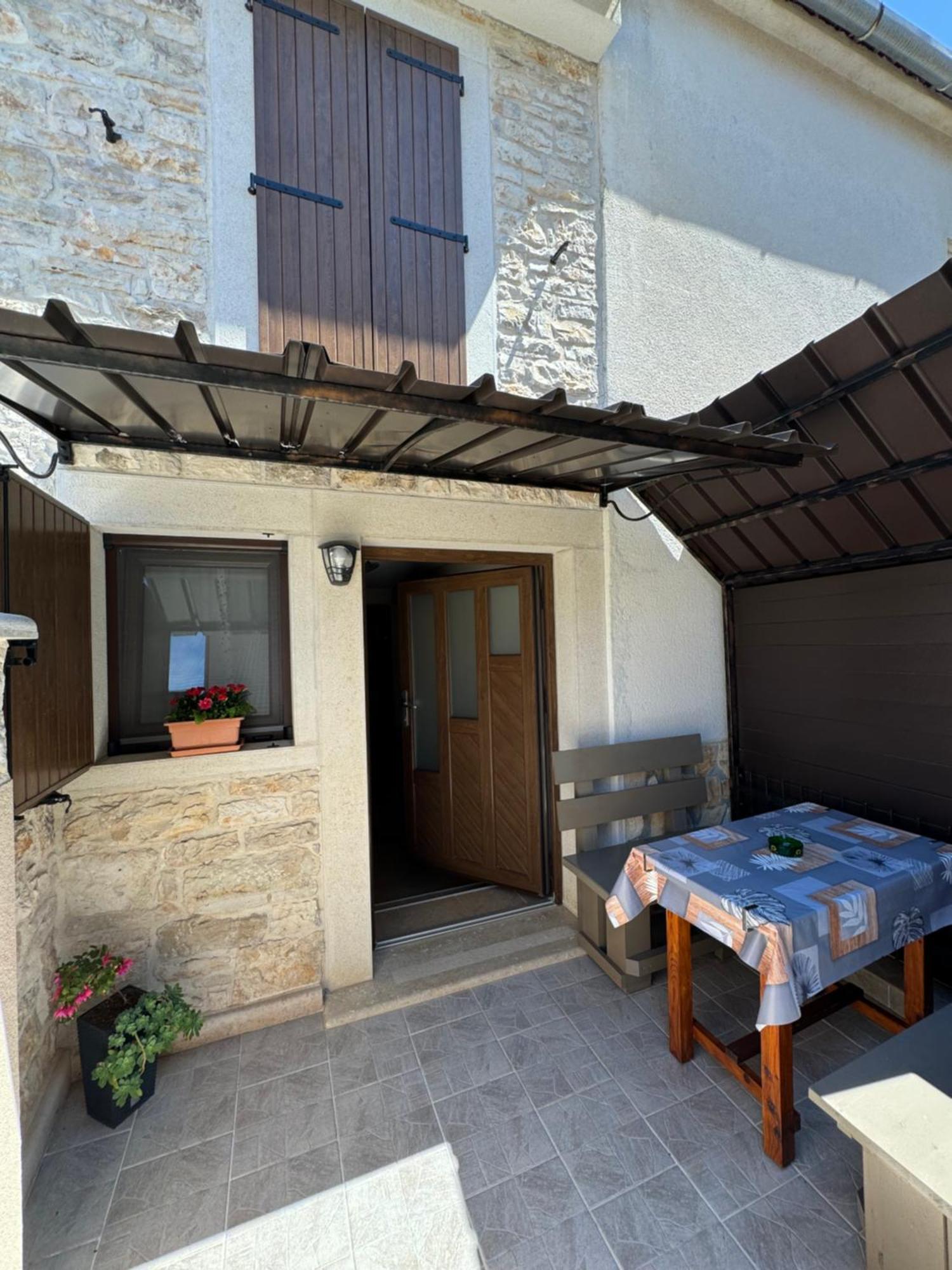 Apartman Ajhner * Tar-Vabriga